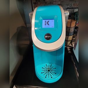 Keurig 117605 2.0 K200 brewer color- Turquoise